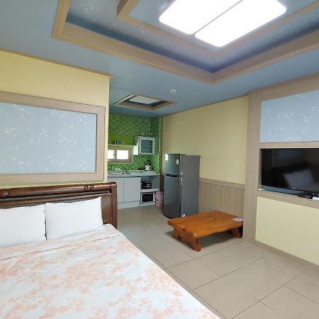 Gyulhouse Pension Seogwipo Extérieur photo
