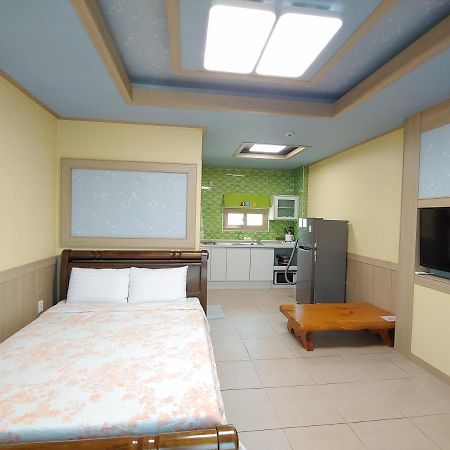 Gyulhouse Pension Seogwipo Extérieur photo