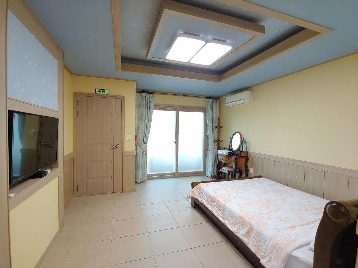 Gyulhouse Pension Seogwipo Extérieur photo