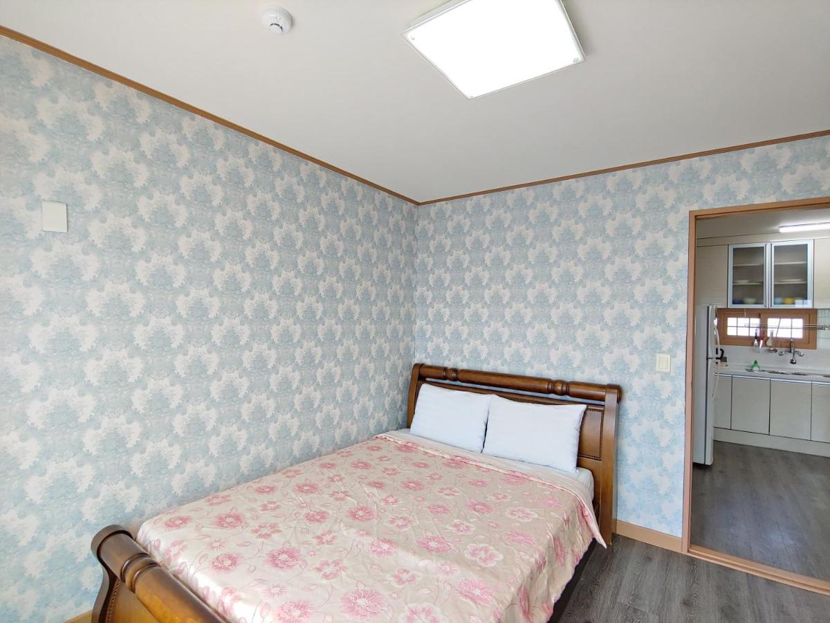 Gyulhouse Pension Seogwipo Extérieur photo
